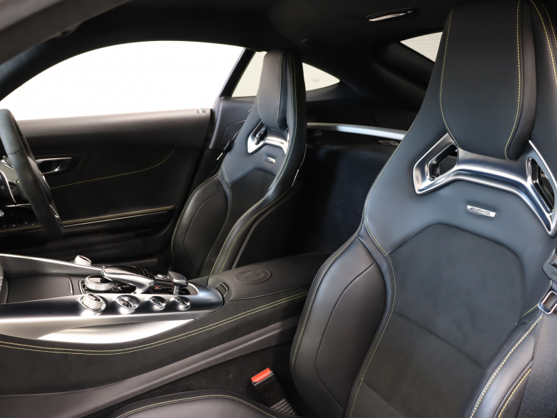 AMG GT S  ｴｸｽｸﾙｼｰﾌﾞ&AMGﾀﾞｲﾅﾐｯｸPKG+ ﾚｰﾀﾞｰSP　ﾌﾙﾚｻﾞｰ仕様 AMGﾊﾟﾌｫｰﾏﾝｽｼｰﾄ 黒革 ﾅﾋﾞTV ﾌﾞﾙﾒｽﾀｰS Bluetooth AMGﾊﾟﾌｫｰﾏﾝｽｽﾃｱﾘﾝｸﾞAMG強化ﾌﾞﾚｰｷ AMGﾊﾟﾌｫｰﾏﾝｽｴｸﾞｿﾞｰｽﾄ AMGｴｱﾛ&19/20AW　2年保証付