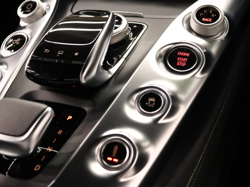 AMG GT S  ｴｸｽｸﾙｼｰﾌﾞ&AMGﾀﾞｲﾅﾐｯｸPKG+ ﾚｰﾀﾞｰSP　ﾌﾙﾚｻﾞｰ仕様 AMGﾊﾟﾌｫｰﾏﾝｽｼｰﾄ 黒革 ﾅﾋﾞTV ﾌﾞﾙﾒｽﾀｰS Bluetooth AMGﾊﾟﾌｫｰﾏﾝｽｽﾃｱﾘﾝｸﾞAMG強化ﾌﾞﾚｰｷ AMGﾊﾟﾌｫｰﾏﾝｽｴｸﾞｿﾞｰｽﾄ AMGｴｱﾛ&19/20AW　2年保証付