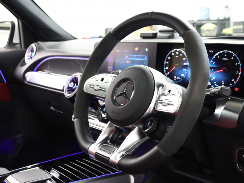 AMG GLB GLB35 4MATIC AMGｱﾄﾞﾊﾞﾝｽﾄﾞ&ﾚｰﾀﾞｰSP　赤/黒革 ﾍﾞﾝﾁﾚｰﾀｰ ﾊﾟﾉﾗﾏSR MBUXﾅﾋﾞ 360ｶﾒﾗ HUD ｱﾄﾞﾊﾞﾝｽﾄﾞｻｳﾝﾄﾞ ｶｰﾎﾞﾝ調ｲﾝﾃﾘｱﾄﾘﾑ AMGﾊﾟﾌｫｰﾏﾝｽｽﾃｱﾘﾝｸﾞ AMGｻｽﾍﾟﾝｼｮﾝ AMG専用19ｲﾝﾁAW　2年保証付