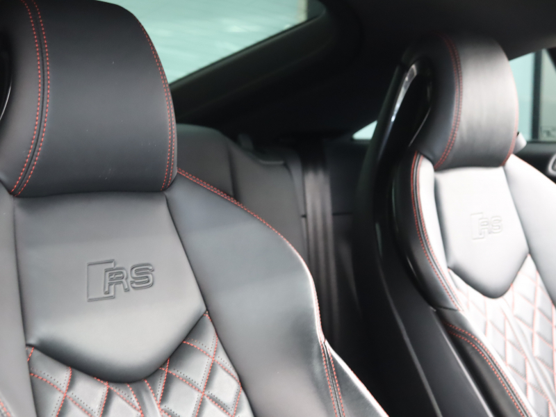 アウディ TT RS クーペ ｱｼｽﾀﾝｽPKGｱﾄﾞﾊﾞﾝｽﾄﾞ　黒革(Sｽﾎﾟｰﾂ) MMIﾅﾋﾞ Bｶﾒﾗ Bluetooth ｸﾙｰｽﾞｺﾝﾄﾛｰﾙ ﾏﾄﾘｸｽOLEDﾘｱﾗｲﾄ ﾏｸﾞﾈﾃｨｯｸﾗｲﾄﾞｻｽﾍﾟﾝｼｮﾝ 可変ﾊﾞﾙﾌﾞ ﾚｯﾄﾞｷｬﾘﾊﾟｰ 純正20ｲﾝﾁAW(ﾏｯﾄﾁﾀﾆｳﾑ)　2年保証付