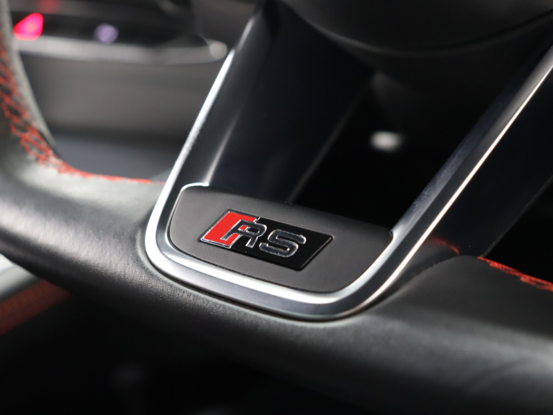 アウディ TT RS クーペ ｱｼｽﾀﾝｽPKGｱﾄﾞﾊﾞﾝｽﾄﾞ　黒革(Sｽﾎﾟｰﾂ) MMIﾅﾋﾞ Bｶﾒﾗ Bluetooth ｸﾙｰｽﾞｺﾝﾄﾛｰﾙ ﾏﾄﾘｸｽOLEDﾘｱﾗｲﾄ ﾏｸﾞﾈﾃｨｯｸﾗｲﾄﾞｻｽﾍﾟﾝｼｮﾝ 可変ﾊﾞﾙﾌﾞ ﾚｯﾄﾞｷｬﾘﾊﾟｰ 純正20ｲﾝﾁAW(ﾏｯﾄﾁﾀﾆｳﾑ)　2年保証付