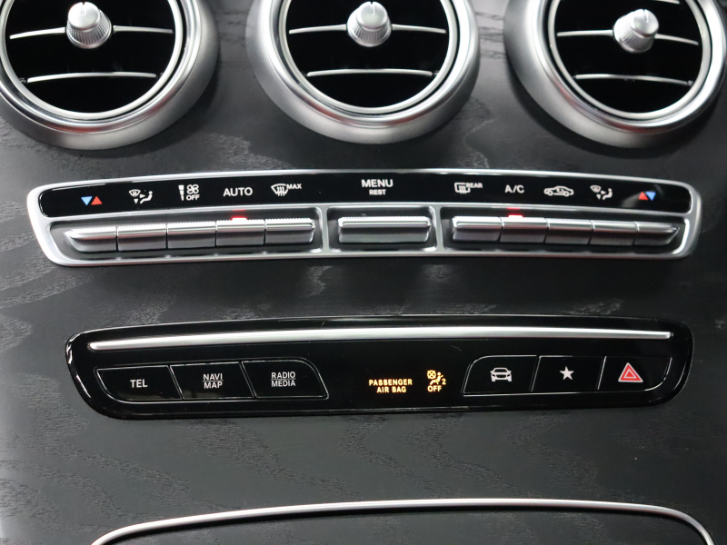 AMG GLC GLC43 4MATIC ﾚｻﾞｰEXC&ﾚｰﾀﾞｰSP　黒/赤革 ﾊﾟﾉﾗﾏSR MBUXﾅﾋﾞ TV 360ｶﾒﾗ Carplay ACC ﾍｯﾄﾞｱｯﾌﾟD 　AMGﾊﾟｫｰﾏﾝｽｽﾃﾘﾝｸﾞ AMGﾊﾟﾌｫｰﾏﾝｽｴｸﾞｿﾞｰｽﾄ AMG強化ﾌﾞﾚｰｷ AMGｴｱﾛ&20ｲﾝﾁAW　2年保証付