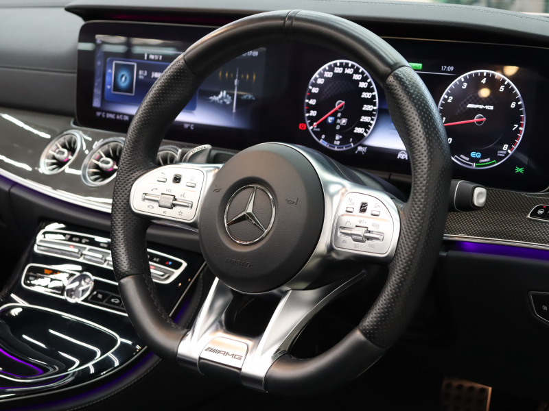 AMG Eクラス E53ｶﾌﾞﾘｵﾚ 4MATIC+ ISG搭載ﾓﾃﾞﾙ ｴｸｽｸﾙｼｰﾌﾞ&ﾚｰﾀﾞｰSP　黒革 ﾍﾞﾝﾁﾚｰﾀｰ ｴｱｽｶｰﾌ 黒幌 純正ﾅﾋﾞTV ﾌﾞﾙﾒｽﾀｰS ﾍｯﾄﾞｱｯﾌﾟD 360ｶﾒﾗ AMGﾊﾟﾌｫｰﾏﾝｽｽﾃｱﾘﾝｸﾞ AMGｽﾎﾟｰﾂｴｷｿﾞｰｽﾄ AMGｴｱﾛ&20ｲﾝﾁAW　2年保証