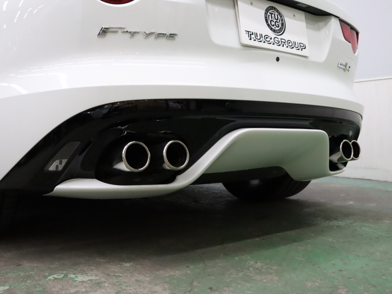 ジャガー Fタイプ Rｸｰﾍﾟ AWD ｴｸｽﾃﾘｱｽﾎﾟｰﾂﾃﾞｻﾞｲﾝﾊﾟｯｸ&ﾌﾞﾗｯｸﾊﾟｯｸ　赤/黒革 ｶﾞﾗｽﾙｰﾌ 純正ﾅﾋﾞ MERIDIANｻﾗｳﾝﾄﾞ F/Bｶﾒﾗ ｶｰﾎﾞﾝｲﾝﾃｱﾘﾄﾘﾑ ｴｸﾞｿﾞｰｽﾄｼｽﾃﾑ ｶｰﾎﾞﾝｾﾗﾐｯｸﾌﾞﾚｰｷ  ｲｴﾛｰｷｬﾘﾊﾟｰ 純正20ｲﾝﾁｽﾄｰﾝAW　2年保証付