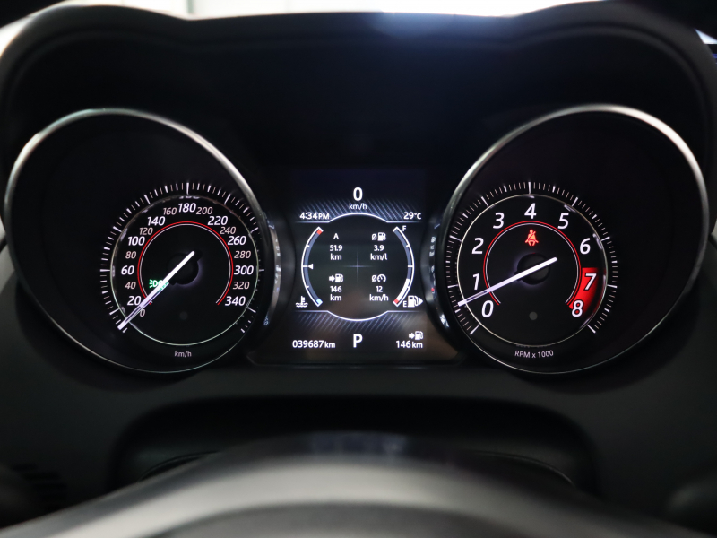 ジャガー Fタイプ Rｸｰﾍﾟ AWD ｴｸｽﾃﾘｱｽﾎﾟｰﾂﾃﾞｻﾞｲﾝﾊﾟｯｸ&ﾌﾞﾗｯｸﾊﾟｯｸ　赤/黒革 ｶﾞﾗｽﾙｰﾌ 純正ﾅﾋﾞ MERIDIANｻﾗｳﾝﾄﾞ F/Bｶﾒﾗ ｶｰﾎﾞﾝｲﾝﾃｱﾘﾄﾘﾑ ｴｸﾞｿﾞｰｽﾄｼｽﾃﾑ ｶｰﾎﾞﾝｾﾗﾐｯｸﾌﾞﾚｰｷ  ｲｴﾛｰｷｬﾘﾊﾟｰ 純正20ｲﾝﾁｽﾄｰﾝAW　2年保証付