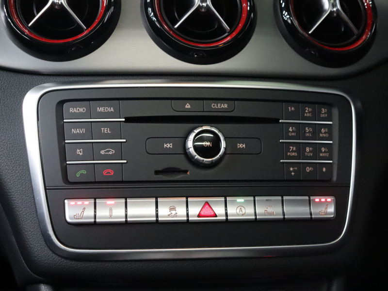 AMG CLAクラス CLA45 4MATIC ﾚｰﾀﾞｰSP　黒革 ｼｰﾄﾋｰﾀｰ 純正HDDﾅﾋﾞTV Bluetooth Carplay Bｶﾒﾗ LEDﾊｲﾊﾟﾌｫｰﾏﾝｽﾍｯﾄﾞﾗｲﾄ AMGｻｽﾍﾟﾝｼｮﾝ AMG強化ﾌﾞﾚｰｷ AMGｽﾎﾟｰﾂｽﾃｱﾘﾝｸﾞ  AMGｴｱﾛ&19ｲﾝﾁAW　2年保証付