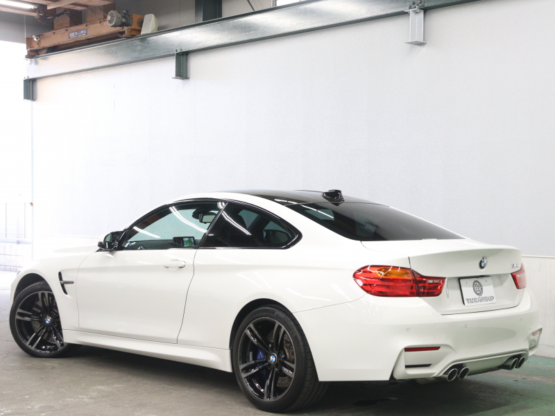 BMW Mシリーズ M4 ｸｰﾍﾟ MDCT　Mｻｽﾍﾟﾝｼｮﾝ ｺﾝﾌｫｰﾄA ｲﾝﾃﾘｼﾞｪﾝﾄS 黒革 ﾅﾋﾞTV Bluetooth Bｶﾒﾗ HUD LEDﾍｯﾄﾞﾗｲﾄ ｶｰﾎﾞﾝﾙｰﾌ ｶｰﾎﾞﾝｲﾝﾃﾘｱ Mｽﾎﾟｰﾂｽﾃｱﾘﾝｸﾞ Mﾌﾞﾙｰｷｬﾘﾊﾟｰ Mｴｱﾛ&19AW(ｽﾀｲﾘﾝｸﾞ437M)　2年保証付
