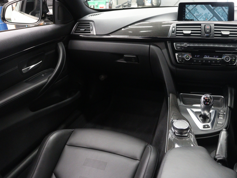 BMW Mシリーズ M4 ｸｰﾍﾟ MDCT　Mｻｽﾍﾟﾝｼｮﾝ ｺﾝﾌｫｰﾄA ｲﾝﾃﾘｼﾞｪﾝﾄS 黒革 ﾅﾋﾞTV Bluetooth Bｶﾒﾗ HUD LEDﾍｯﾄﾞﾗｲﾄ ｶｰﾎﾞﾝﾙｰﾌ ｶｰﾎﾞﾝｲﾝﾃﾘｱ Mｽﾎﾟｰﾂｽﾃｱﾘﾝｸﾞ Mﾌﾞﾙｰｷｬﾘﾊﾟｰ Mｴｱﾛ&19AW(ｽﾀｲﾘﾝｸﾞ437M)　2年保証付