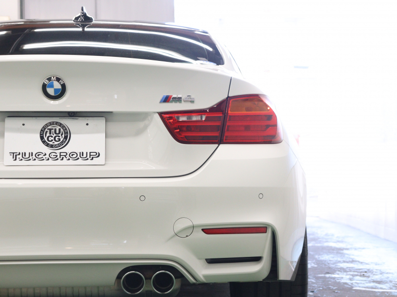 BMW Mシリーズ M4 ｸｰﾍﾟ MDCT　Mｻｽﾍﾟﾝｼｮﾝ ｺﾝﾌｫｰﾄA ｲﾝﾃﾘｼﾞｪﾝﾄS 黒革 ﾅﾋﾞTV Bluetooth Bｶﾒﾗ HUD LEDﾍｯﾄﾞﾗｲﾄ ｶｰﾎﾞﾝﾙｰﾌ ｶｰﾎﾞﾝｲﾝﾃﾘｱ Mｽﾎﾟｰﾂｽﾃｱﾘﾝｸﾞ Mﾌﾞﾙｰｷｬﾘﾊﾟｰ Mｴｱﾛ&19AW(ｽﾀｲﾘﾝｸﾞ437M)　2年保証付