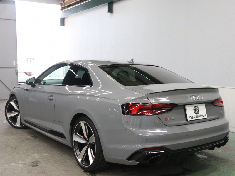 アウディ RS5 ｸｰﾍﾟ ﾍﾞｰｽｸﾞﾚｰﾄﾞ RSﾃﾞｻﾞｲﾝ&ｶｰﾎﾞﾝｽﾀｲﾘﾝｸﾞ　黒革(Sｽﾎﾟｰﾂｼｰﾄ) 純正MMIﾅﾋﾞ Bｶﾒﾗ Bang&Olufsen ACC HUD ﾏﾄﾘｸｽLED DRC付ｽﾎﾟｰﾂｻｽﾍﾟﾝｼｮﾝRSｽﾎﾟｰﾂｴｸﾞｿﾞｰｽﾄ 純正ｴｱﾛ&20ｲﾝﾁAW　2年保証付