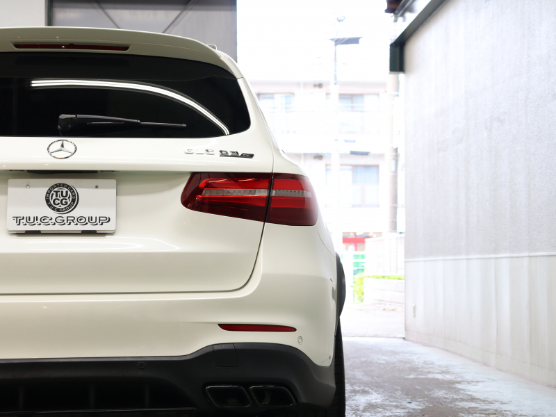 AMG GLC GLC63 4MATIC+ ﾚｻﾞｰEXC & ﾚｰﾀﾞｰSP　黒革 ﾊﾟﾉﾗﾏSR 純正ﾅﾋﾞTV ﾌﾞﾙﾒｽﾀｰS 360ｶﾒﾗ HUD LEDﾍｯﾄﾞﾗｲﾄ 自動Rｹﾞｰﾄ&ﾊﾝｽﾞﾌﾘｰA AMG強化ﾌﾞﾚｰｷ AMGｽﾎﾟｰﾂｴｸﾞｿﾞｰｽﾄ AMGｴｱﾛ&21ｲﾝﾁAW　2年保証付