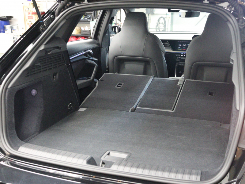 アウディ S3 ｽﾎﾟｰﾂﾊﾞｯｸ 1stｴﾃﾞｨｼﾞｮﾝ ﾌﾞﾗｯｸｽﾀｲﾘﾝｸﾞPKG　125台限定車 1ｵｰﾅｰ 灰革/ｱﾙｶﾝﾀﾗｼｰﾄ ﾊﾟﾉﾗﾏSR MMIﾅﾋﾞ TV Bｶﾒﾗ Carplay ﾜｲﾔﾚｽﾁｬｰｼﾞﾝｸﾞ ﾏﾄﾘｸｽLEDﾍｯﾄﾞﾗｲﾄ ﾀﾞﾝﾋﾟﾝｸﾞｺﾝﾄﾛｰﾙｻｽﾍﾟﾝｼｮﾝ 専用19ｲﾝﾁAW　2年保証