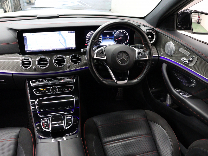 AMG Eクラス E43 4MATIC ｴｸｽｸﾙｰｼﾌﾞ&ﾚｰﾀﾞｰSP　ﾍﾞｰｼﾞｭ革 ﾍﾞﾝﾁﾚｰﾀｰ ﾋｰﾀｰ ﾘﾗｸｾﾞｰｼｮﾝ機能 ﾀﾞｲﾅﾐｯｸｼｰﾄ ﾊﾟﾉﾗﾏSR 純正ﾅﾋﾞTV ﾌﾞﾙﾒｽﾀｰS 360ｶﾒﾗ HUD Carplay AMGｽﾎﾟｰﾂｻｽﾍﾟﾝｼｮﾝ AMGｴｸﾞｿﾞｰｽﾄ AMGｴｱﾛ&20ｲﾝﾁAW 2年保証付
