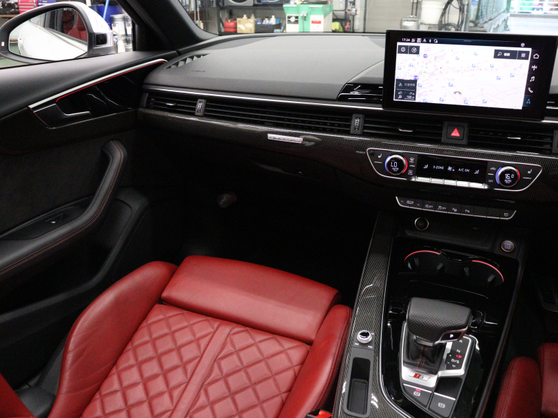 アウディ S4 ｱﾊﾞﾝﾄ ﾍﾞｰｽｸﾞﾚｰﾄﾞ ﾊﾟｰｸｱｼｽﾄPKG　赤革 ﾋｰﾀｰ MMIﾅﾋﾞ 360ｶﾒﾗ Carplay ACC ﾜｲﾔﾚｽﾁｬｰｼﾞﾝｸﾞ ﾏﾄﾘｸｽLEDﾍｯﾄﾞﾗｲﾄ ｶｰﾎﾞﾝｲﾝﾃﾘｱﾄﾘﾑ Sﾊﾞﾝﾊﾟｰ 自動Rｹﾞｰﾄ&ﾊﾝｽﾞﾌﾘｰA 純正ｴｱﾛ&19ｲﾝﾁAW　2年保証