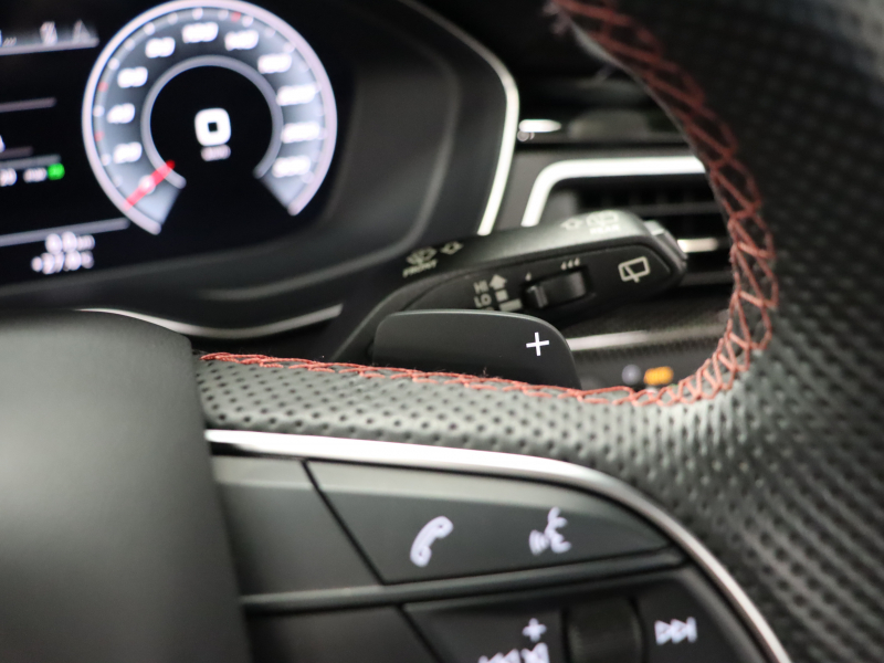 アウディ S4 ｱﾊﾞﾝﾄ ﾍﾞｰｽｸﾞﾚｰﾄﾞ ﾊﾟｰｸｱｼｽﾄPKG　赤革 ﾋｰﾀｰ MMIﾅﾋﾞ 360ｶﾒﾗ Carplay ACC ﾜｲﾔﾚｽﾁｬｰｼﾞﾝｸﾞ ﾏﾄﾘｸｽLEDﾍｯﾄﾞﾗｲﾄ ｶｰﾎﾞﾝｲﾝﾃﾘｱﾄﾘﾑ Sﾊﾞﾝﾊﾟｰ 自動Rｹﾞｰﾄ&ﾊﾝｽﾞﾌﾘｰA 純正ｴｱﾛ&19ｲﾝﾁAW　2年保証