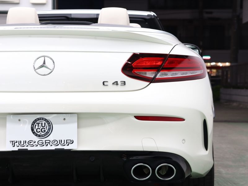 AMG Cクラス C43 4MATIC ｶﾌﾞﾘｵﾚ AMGｱﾄﾞﾊﾞﾝｽﾄﾞ&ﾚｰﾀﾞｰSP　白革 ｴｱｽｶｰﾌ 青幌 純正ﾅﾋﾞTV ﾌﾞﾙﾒｽﾀｰS ﾍｯﾄﾞｱｯﾌﾟD ACC Bluetoothｵｰﾃﾞｨｵ AMGｽﾃｱﾘﾝｸﾞ AMGｴｸﾞｿﾞｰｽﾄｼｽﾃﾑ AMGｴｱﾛ&19ｲﾝﾁAW　2年保証