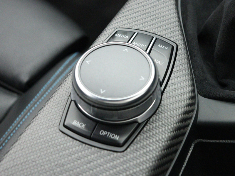 BMW Mシリーズ M2 ﾍﾞｰｽｸﾞﾚｰﾄﾞ 6速MT　ｺﾝﾌｫｰﾄA ｲﾝﾃﾘｼﾞｪﾝﾄS 黒革 ﾋｰﾀｰ 純正ﾅﾋﾞTV Bｶﾒﾗ Bluetoothｵｰﾃﾞｨｵ ｶｰﾎﾞﾝｲﾝﾃﾘｱﾄﾘﾑ ｴｷｿﾞｰｽﾄﾃｰﾙﾊﾟｲﾌﾟ Mﾌﾞﾙｰｷｬﾘﾊﾟｰ Mｴｱﾛ&19ｲﾝﾁAW　2年保証