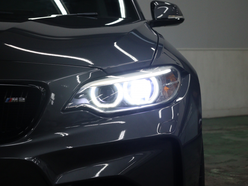 BMW Mシリーズ M2 ﾍﾞｰｽｸﾞﾚｰﾄﾞ 6速MT　ｺﾝﾌｫｰﾄA ｲﾝﾃﾘｼﾞｪﾝﾄS 黒革 ﾋｰﾀｰ 純正ﾅﾋﾞTV Bｶﾒﾗ Bluetoothｵｰﾃﾞｨｵ ｶｰﾎﾞﾝｲﾝﾃﾘｱﾄﾘﾑ ｴｷｿﾞｰｽﾄﾃｰﾙﾊﾟｲﾌﾟ Mﾌﾞﾙｰｷｬﾘﾊﾟｰ Mｴｱﾛ&19ｲﾝﾁAW　2年保証