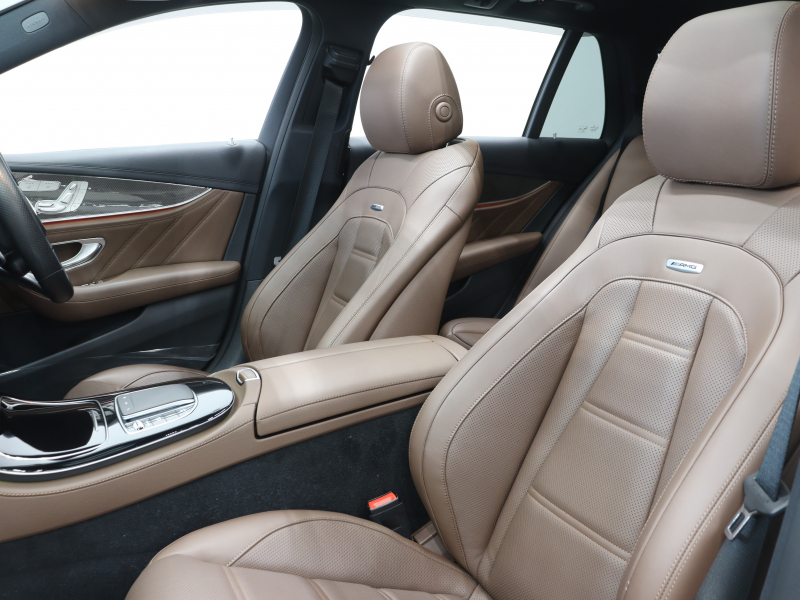 AMG Eクラス E53 4MATIC+ ｴｸｽｸﾙｰｼﾌﾞ& ﾚｰﾀﾞｰSP　後期 ISG搭載  茶革 ﾍﾞﾝﾁﾚｰﾀｰ ｼｰﾄﾋｰﾀｰﾌﾟﾗｽ  ﾅﾋﾞTV CarPlay ﾌﾞﾙﾒｽﾀｰS  HUD 360ｶﾒﾗ ﾜｲﾔﾚｽﾁｬｰｼﾞﾝｸﾞ ﾏﾙﾁﾋﾞｰﾑLEDﾍｯﾄﾞﾗｲﾄ AMGﾄﾞﾗｲﾌﾞｺﾝﾄﾛｰﾙｽｲｯﾁ AMGｴｱﾛ&20AW　2年保証