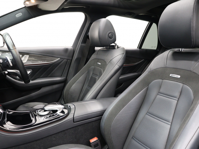 AMG Eクラス E43 4MATIC ﾜｺﾞﾝ ﾚｰﾀﾞｰSP　黒革 ﾋｰﾀｰ ﾊﾟﾉﾗﾏSR 純正ﾅﾋﾞTV ﾌﾞﾙﾒｽﾀｰS 360ｶﾒﾗ HUD Carplay AMGｽﾎﾟｰﾂｻｽﾍﾟﾝｼｮﾝ AMGｴｸﾞｿﾞｰｽﾄ AMGｴｱﾛ&20ｲﾝﾁAW 2年保証付