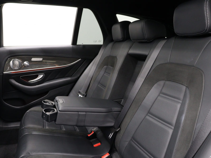 AMG Eクラス E43 4MATIC ﾜｺﾞﾝ ﾚｰﾀﾞｰSP　黒革 ﾋｰﾀｰ ﾊﾟﾉﾗﾏSR 純正ﾅﾋﾞTV ﾌﾞﾙﾒｽﾀｰS 360ｶﾒﾗ HUD Carplay AMGｽﾎﾟｰﾂｻｽﾍﾟﾝｼｮﾝ AMGｴｸﾞｿﾞｰｽﾄ AMGｴｱﾛ&20ｲﾝﾁAW 2年保証付