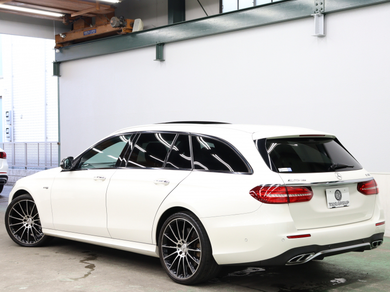 AMG Eクラス E43 4MATIC ﾜｺﾞﾝ ﾚｰﾀﾞｰSP　黒革 ﾋｰﾀｰ ﾊﾟﾉﾗﾏSR 純正ﾅﾋﾞTV ﾌﾞﾙﾒｽﾀｰS 360ｶﾒﾗ HUD Carplay AMGｽﾎﾟｰﾂｻｽﾍﾟﾝｼｮﾝ AMGｴｸﾞｿﾞｰｽﾄ AMGｴｱﾛ&20ｲﾝﾁAW 2年保証付