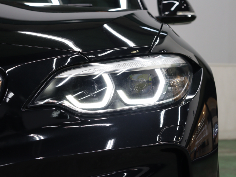 BMW Mシリーズ M2 ﾍﾞｰｽｸﾞﾚｰﾄﾞ　後期LCI ｺﾝﾌｫｰﾄA ｲﾝﾃﾘｼﾞｪﾝﾄS 黒革 純正idriveﾅﾋﾞ Bｶﾒﾗ LEDﾍｯﾄﾞﾗｲﾄ ｶｰﾎﾞﾝｲﾝﾃﾘｱ ﾃﾞｭｱﾙｴｷｿﾞｰｽﾄﾃｰﾙﾊﾟｲﾌﾟ Mｽﾎﾟｰﾂｽﾃｱﾘﾝｸﾞ Mﾌﾞﾚｰｷｷｬﾘﾊﾟｰ Mｴｱﾛ&19ｲﾝﾁAW　2年保証付