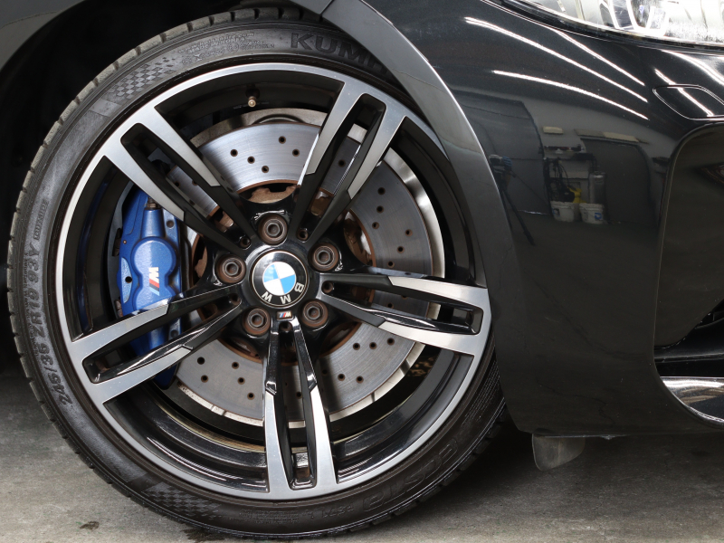 BMW Mシリーズ M2 ﾍﾞｰｽｸﾞﾚｰﾄﾞ　後期LCI ｺﾝﾌｫｰﾄA ｲﾝﾃﾘｼﾞｪﾝﾄS 黒革 純正idriveﾅﾋﾞ Bｶﾒﾗ LEDﾍｯﾄﾞﾗｲﾄ ｶｰﾎﾞﾝｲﾝﾃﾘｱ ﾃﾞｭｱﾙｴｷｿﾞｰｽﾄﾃｰﾙﾊﾟｲﾌﾟ Mｽﾎﾟｰﾂｽﾃｱﾘﾝｸﾞ Mﾌﾞﾚｰｷｷｬﾘﾊﾟｰ Mｴｱﾛ&19ｲﾝﾁAW　2年保証付