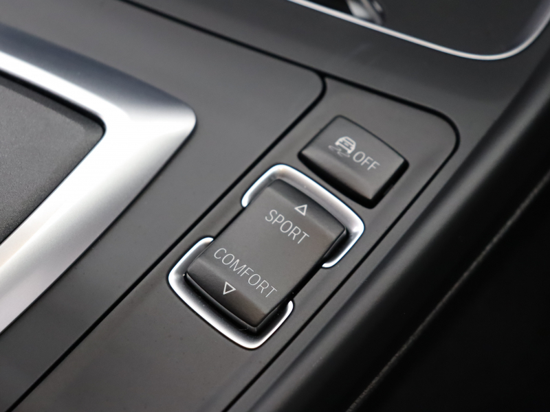 BMW Mシリーズ M2 ﾍﾞｰｽｸﾞﾚｰﾄﾞ　後期LCI ｺﾝﾌｫｰﾄA ｲﾝﾃﾘｼﾞｪﾝﾄS 黒革 純正idriveﾅﾋﾞ Bｶﾒﾗ LEDﾍｯﾄﾞﾗｲﾄ ｶｰﾎﾞﾝｲﾝﾃﾘｱ ﾃﾞｭｱﾙｴｷｿﾞｰｽﾄﾃｰﾙﾊﾟｲﾌﾟ Mｽﾎﾟｰﾂｽﾃｱﾘﾝｸﾞ Mﾌﾞﾚｰｷｷｬﾘﾊﾟｰ Mｴｱﾛ&19ｲﾝﾁAW　2年保証付