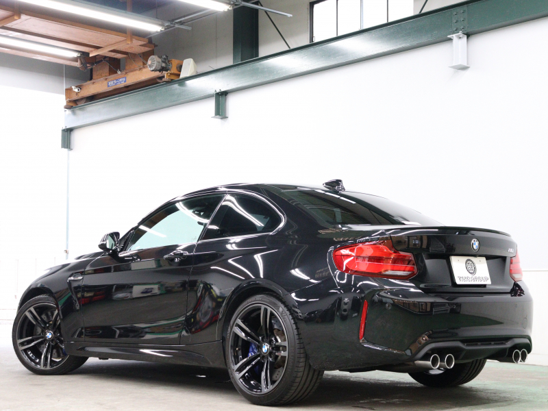 BMW Mシリーズ M2 ﾍﾞｰｽｸﾞﾚｰﾄﾞ　後期LCI ｺﾝﾌｫｰﾄA ｲﾝﾃﾘｼﾞｪﾝﾄS 黒革 純正idriveﾅﾋﾞ Bｶﾒﾗ LEDﾍｯﾄﾞﾗｲﾄ ｶｰﾎﾞﾝｲﾝﾃﾘｱ ﾃﾞｭｱﾙｴｷｿﾞｰｽﾄﾃｰﾙﾊﾟｲﾌﾟ Mｽﾎﾟｰﾂｽﾃｱﾘﾝｸﾞ Mﾌﾞﾚｰｷｷｬﾘﾊﾟｰ Mｴｱﾛ&19ｲﾝﾁAW　2年保証付