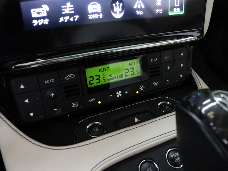 マセラティ グランツーリズモ ｽﾎﾟｰﾂ MCｵｰﾄｼﾌﾄ　後期 白革 ｼｰﾄﾋｰﾀｰ 純正SDﾅﾋﾞ harman/kardon Bluetooth Carplay Bｶﾒﾗ PTS ｽﾎﾟｰﾂPKG ﾚｯﾄﾞｷｬﾘﾊﾟｰ ﾄﾗｲﾃﾞﾝﾄｽﾃｯﾁ MCｽﾎﾟｰﾂﾗｲﾝｶｰﾎﾞﾝﾄﾘﾑ ﾌﾞﾗｯｸｳｨﾝﾄﾞｳﾄﾘﾑ TPMS ETC 純正20ｲﾝﾁAW　2年保証付