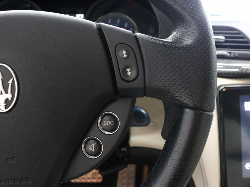マセラティ グランツーリズモ ｽﾎﾟｰﾂ MCｵｰﾄｼﾌﾄ　後期 白革 ｼｰﾄﾋｰﾀｰ 純正SDﾅﾋﾞ harman/kardon Bluetooth Carplay Bｶﾒﾗ PTS ｽﾎﾟｰﾂPKG ﾚｯﾄﾞｷｬﾘﾊﾟｰ ﾄﾗｲﾃﾞﾝﾄｽﾃｯﾁ MCｽﾎﾟｰﾂﾗｲﾝｶｰﾎﾞﾝﾄﾘﾑ ﾌﾞﾗｯｸｳｨﾝﾄﾞｳﾄﾘﾑ TPMS ETC 純正20ｲﾝﾁAW　2年保証付