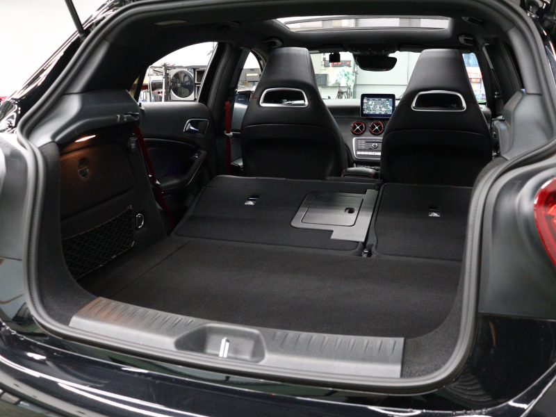 メルセデスベンツ Aクラス A45 4MATIC ﾚｰﾀﾞｰSP　後期 黒革 ﾊﾟﾉﾗﾏSR 純正ﾅﾋﾞ TV Bｶﾒﾗ Carplay LEDﾊﾟﾌｫｰﾏﾝｽﾍｯﾄﾞﾗｲﾄ AMGｻｽﾍﾟﾝｼｮﾝ AMGﾊﾟﾌｫｰﾏﾝｽｴｸﾞｿﾞｰｽﾄ AMG強化ﾌﾞﾚｰｷ AMGｴｱﾛ&18ｲﾝﾁAW　2年保証付