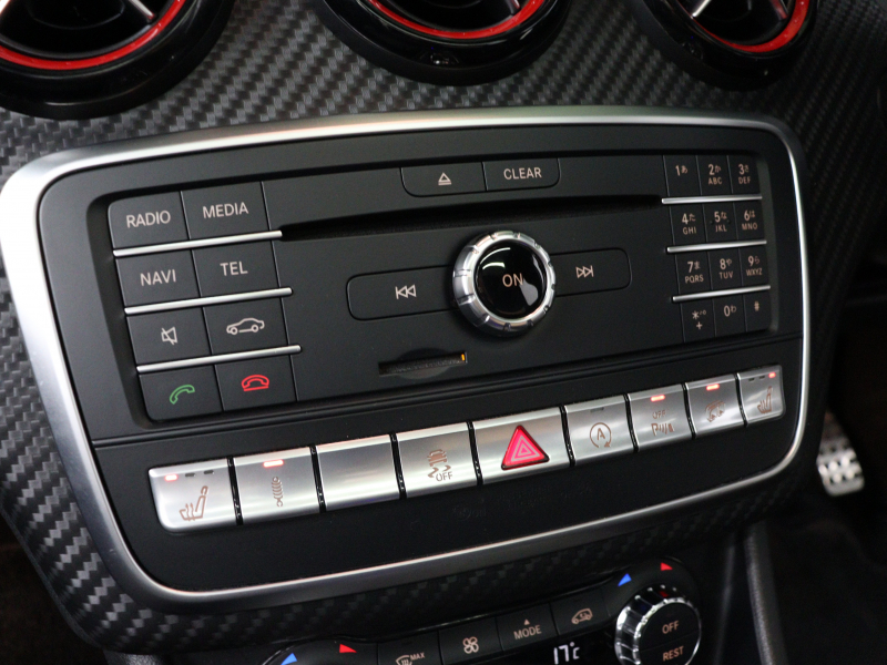 メルセデスベンツ Aクラス A45 4MATIC ﾚｰﾀﾞｰSP　後期 黒革 ﾊﾟﾉﾗﾏSR 純正ﾅﾋﾞ TV Bｶﾒﾗ Carplay LEDﾊﾟﾌｫｰﾏﾝｽﾍｯﾄﾞﾗｲﾄ AMGｻｽﾍﾟﾝｼｮﾝ AMGﾊﾟﾌｫｰﾏﾝｽｴｸﾞｿﾞｰｽﾄ AMG強化ﾌﾞﾚｰｷ AMGｴｱﾛ&18ｲﾝﾁAW　2年保証付