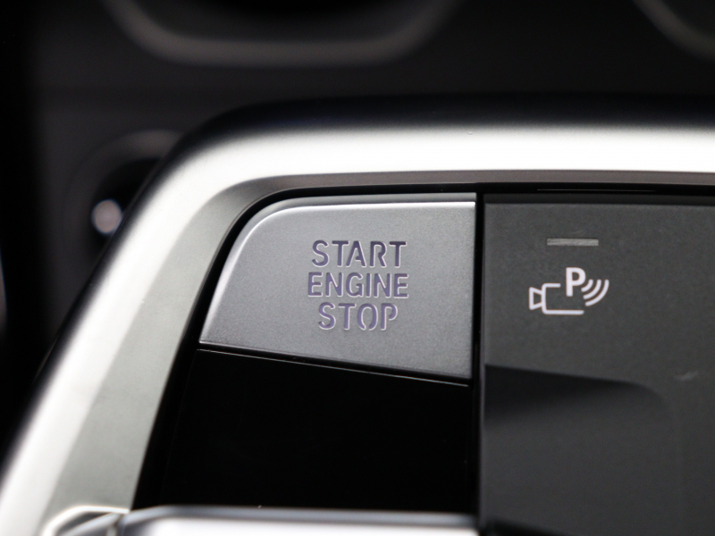 BMW X1 M35i xDrive ﾃｸﾉﾛｼﾞｰP　ACC Pｽﾀ ECO 赤×黒革 ﾊﾟﾉﾗﾏR HDDﾅﾋﾞ Carplay harman/kardon 360ｶﾒﾗ Mｴｱﾛ&20AW(872M) LKA/LCA　2年保証付