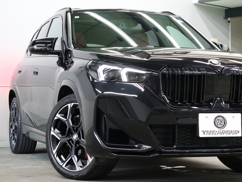 BMW X1 M35i xDrive ﾃｸﾉﾛｼﾞｰP　ACC Pｽﾀ ECO 赤×黒革 ﾊﾟﾉﾗﾏR HDDﾅﾋﾞ Carplay harman/kardon 360ｶﾒﾗ Mｴｱﾛ&20AW(872M) LKA/LCA　2年保証付