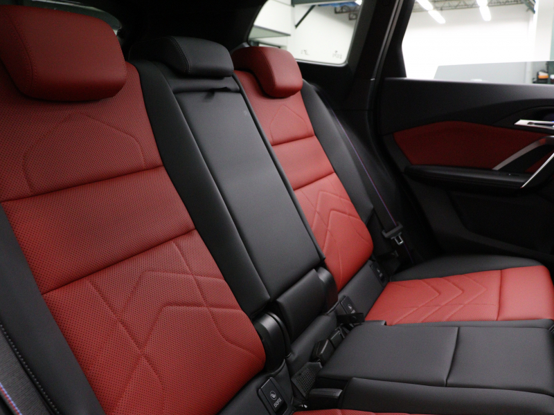 BMW X1 M35i xDrive ﾃｸﾉﾛｼﾞｰP　ACC Pｽﾀ ECO 赤×黒革 ﾊﾟﾉﾗﾏR HDDﾅﾋﾞ Carplay harman/kardon 360ｶﾒﾗ Mｴｱﾛ&20AW(872M) LKA/LCA　2年保証付