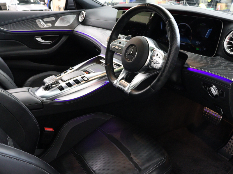 AMG GT 4ドアクーペ GT43 4ﾄﾞｱｸｰﾍﾟ 4MATIC ISG搭載ﾓﾃﾞﾙ AMGﾗｲﾄﾞｺﾝﾄﾛｰﾙ+&ｴｸｽｸﾙｰｼﾌﾞPKG ﾚｰﾀﾞｰSP　黒革 ﾄﾞﾗｲﾋﾞﾝｸﾞﾀﾞｲﾅﾐｯｸｼｰﾄ ﾍﾞﾝﾁﾚｰﾀｰ SR ﾅﾋﾞTV ﾌﾞﾙﾒｽﾀｰS 360ｶﾒﾗ Carplay AMGｴｸﾞｿﾞｰｽﾄｼｽﾃﾑ AMGｷｬﾘﾊﾟｰ AMGｴｱﾛ&20ｲﾝﾁAW　2年保証