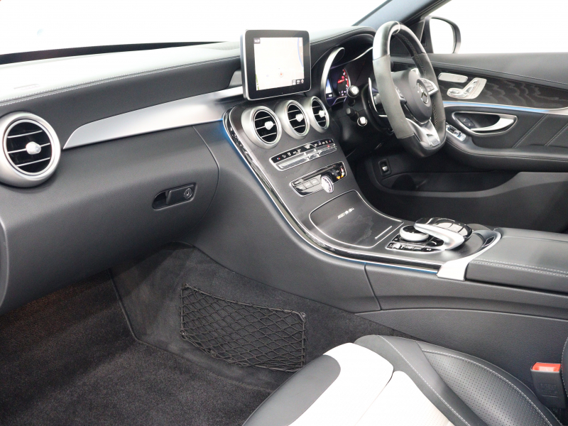 AMG Cクラス C63s ｽﾃｰｼｮﾝﾜｲｺﾞﾝ ｴｸｽｸﾙｰｼﾌﾞ&ﾚｰﾀﾞｰSP　黒/白革 ﾊﾟﾉﾗﾏSR 純正ﾅﾋﾞTV ﾌﾞﾙﾒｽﾀｰS Bｶﾒﾗ ACC AMGﾊﾟﾌｫｰﾏﾝｽｽﾃｱﾘﾝｸﾞ AMGﾊﾟﾌｫｰﾏﾝｽEX AMGﾊﾟﾌｫｰﾏﾝｽｼｰﾄ AMGﾚｯﾄﾞｷｬﾘﾊﾟｰ AMGｴｱﾛ&19ｲﾝﾁAW　2年保証付