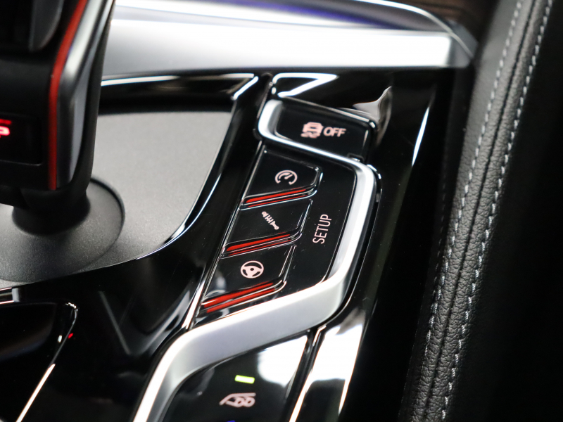 BMW Mシリーズ M5　ｲﾝﾃﾘｼﾞｪﾝﾄｾｰﾌﾃｨ 黒革 ﾍﾞﾝﾁﾚｰﾀｰ ｶｰﾎﾞﾝﾙｰﾌ Idriveﾅﾋﾞ TV 360ｶﾒﾗ harman/kardon ﾜｲﾔﾚｽﾁｬｰｼﾞﾝｸﾞ HUD Mｽﾎﾟｰﾂｽﾃｱﾘﾝｸﾞ Mｴｷｿﾞｰｽﾄｼｽﾃﾑ Mﾏﾙﾁﾌｧﾝｸｼｮﾝｼｰﾄ Mｴｱﾛ&20ｲﾝﾁﾀﾞﾌﾞﾙｽﾎﾟｰｸAW(ｽﾀｲﾘﾝｸﾞ706M)　2年保証