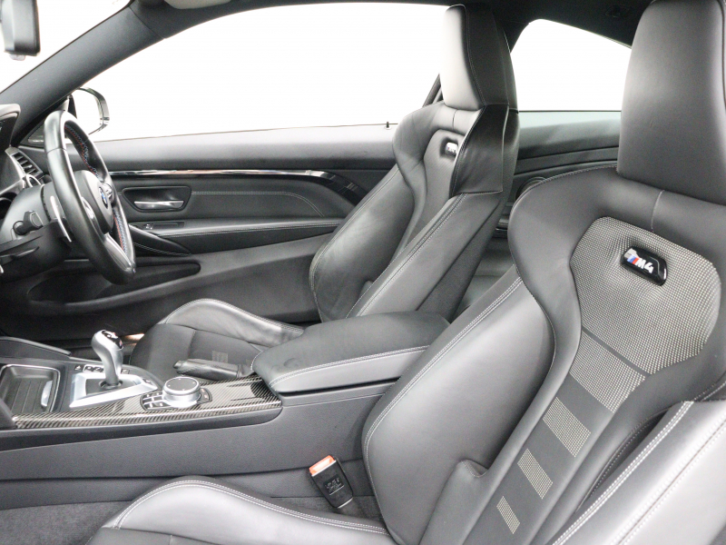 BMW Mシリーズ M4 ｸｰﾍﾟ MDCT　後期LCI ｺﾝﾌｫｰﾄA ｲﾝﾃﾘｼﾞｪﾝﾄS ﾄﾞﾗｲﾋﾞﾝｸﾞA 黒革 ﾅﾋﾞTV Bｶﾒﾗ harman/kardon HUD LEDﾍｯﾄﾞﾗｲﾄ KW車高調 ｶｰﾎﾞﾝﾙｰﾌ&ｲﾝﾃﾘｱ Mｻｽﾍﾟﾝｼｮﾝ Mｽﾎﾟｰﾂｴｷｿﾞｰｽﾄ Mｷｬﾘﾊﾟｰ Mｴｱﾛ&19AW(ｽﾀｲﾘﾝｸﾞ666M)　2年保証