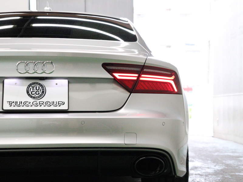 アウディ RS7 ﾊﾟﾌｫｰﾏﾝｽ ｱｼｽﾀﾝｽ&RSﾃﾞｻﾞｲﾝPKG　ACC LKA BSM 黒革RSｽﾎﾟｰﾂｼｰﾄ ｻﾝﾙｰﾌ 純正MMIﾅﾋﾞ ﾌﾙｾｸﾞ 360ｶﾒﾗ BOSEｻｳﾝﾄﾞ RSﾃﾞｻﾞｲﾝｴｱﾛ&21ｲﾝﾁAW LEDﾗｲﾄ　2年保証付