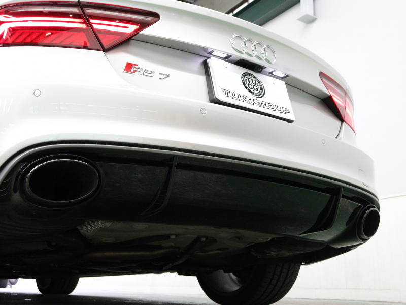 アウディ RS7 ﾊﾟﾌｫｰﾏﾝｽ ｱｼｽﾀﾝｽ&RSﾃﾞｻﾞｲﾝPKG　ACC LKA BSM 黒革RSｽﾎﾟｰﾂｼｰﾄ ｻﾝﾙｰﾌ 純正MMIﾅﾋﾞ ﾌﾙｾｸﾞ 360ｶﾒﾗ BOSEｻｳﾝﾄﾞ RSﾃﾞｻﾞｲﾝｴｱﾛ&21ｲﾝﾁAW LEDﾗｲﾄ　2年保証付