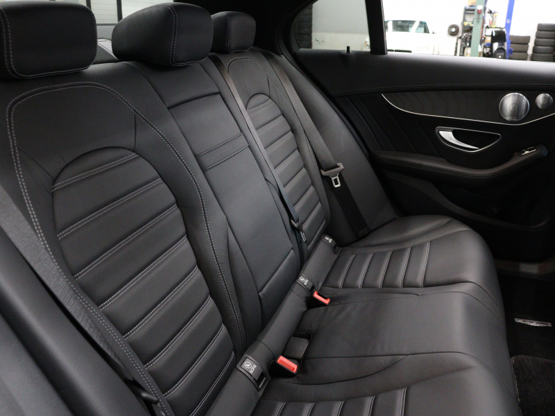AMG Cクラス C43 4MATIC ｴｸｽｸﾙｰｼﾌﾞ&ﾚｰﾀﾞｰSP　黒革 ﾊﾟﾉﾗﾏSR MBUXﾅﾋﾞTV ﾌﾞﾙﾒｽﾀｰS Bｶﾒﾗ ﾍｯﾄﾞｱｯﾌﾟD ACC 自動Rｹﾞｰﾄ AMGｴｸﾞｿﾞｰｽﾄｼｽﾃﾑ AMGｷｬﾘﾊﾟｰ AMGｴｱﾛ&19ｲﾝﾁAW　2年保証