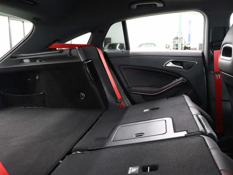 AMG CLAクラス CLA45 4MATIC ｼｭｰﾃｨﾝｸﾞﾌﾞﾚｰｸ AMGｽﾀｲﾘﾝｸﾞ&ﾚｰﾀﾞｰSP　黒革 ﾋｰﾀｰ 純正HDDﾅﾋﾞTV Bluetooth Carplay Bｶﾒﾗ LEDﾍｯﾄﾞﾗｲﾄ AMGｻｽﾍﾟﾝｼｮﾝ AMG強化ﾌﾞﾚｰｷ AMGﾊﾟﾌｫｰﾏﾝｽEX  AM19ｲﾝﾁAW　2年保証付