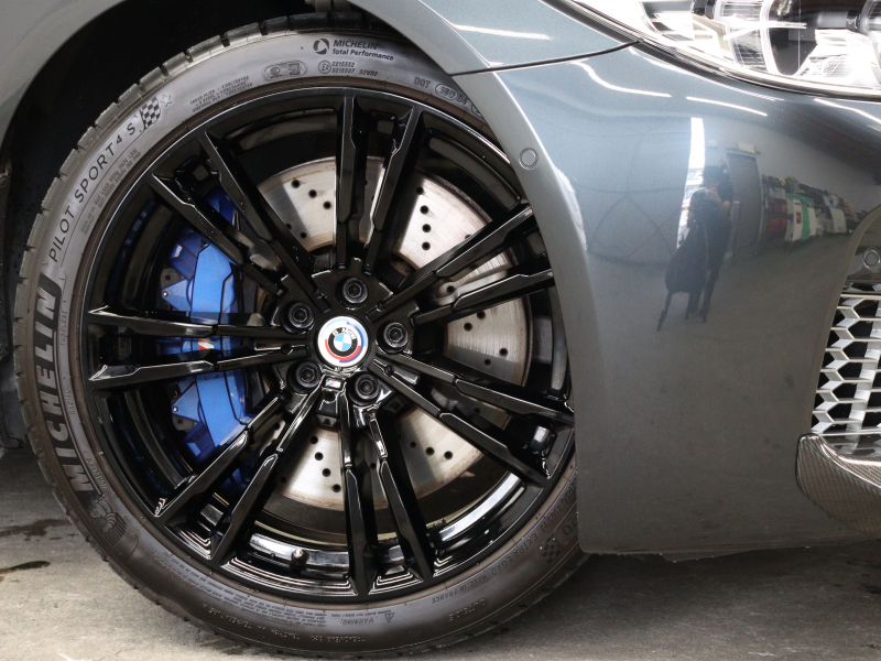 BMW Mシリーズ M5 ﾍﾞｰｽｸﾞﾚｰﾄﾞ ｺﾝﾌｫｰﾄPKG ﾌﾙﾚｻﾞｰﾒﾘﾉｲﾝﾃﾘｱ　ACC ｺﾝﾌｫｰﾄA ｲﾝﾃﾘｼﾞｪﾝﾄS 白/黒革 ﾍﾞﾝﾁﾚｰﾀｰ ｱﾙｶﾝﾀﾗﾙｰﾌ 純正ﾅﾋﾞTV harman/kardon 360ｶﾒﾗ HUD Mｴｷｿﾞｰｽﾄ Mﾏﾙﾁﾌｧﾝｸｼｮﾝｼｰﾄ 純正ｴｱﾛ&20ｲﾝﾁAW　2年保証