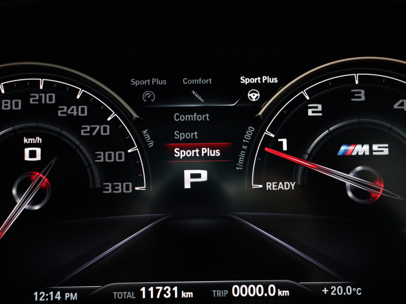 BMW Mシリーズ M5 ﾍﾞｰｽｸﾞﾚｰﾄﾞ ｺﾝﾌｫｰﾄPKG ﾌﾙﾚｻﾞｰﾒﾘﾉｲﾝﾃﾘｱ　ACC ｺﾝﾌｫｰﾄA ｲﾝﾃﾘｼﾞｪﾝﾄS 白/黒革 ﾍﾞﾝﾁﾚｰﾀｰ ｱﾙｶﾝﾀﾗﾙｰﾌ 純正ﾅﾋﾞTV harman/kardon 360ｶﾒﾗ HUD Mｴｷｿﾞｰｽﾄ Mﾏﾙﾁﾌｧﾝｸｼｮﾝｼｰﾄ 純正ｴｱﾛ&20ｲﾝﾁAW　2年保証