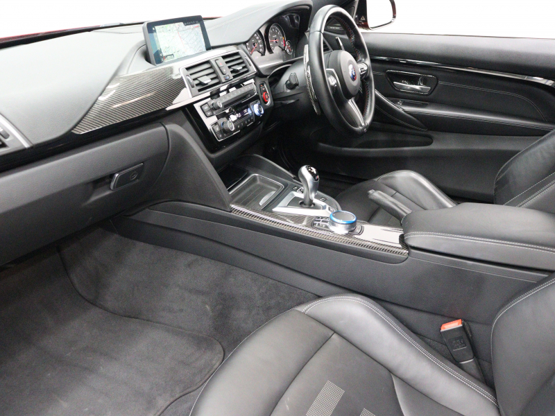 BMW Mシリーズ M4 ｸｰﾍﾟ MDCT　後期LCI ｺﾝﾌｫｰﾄA ｲﾝﾃﾘｼﾞｪﾝﾄS 黒革 ﾅﾋﾞTV hrman/kardon Bｶﾒﾗ HUD  ｶｰﾎﾞﾝｲﾝﾃﾘｱ&ﾙｰﾌ H&Rｽﾌﾟﾘﾝｸﾞ Mﾌﾞﾙｰｷｬﾘﾊﾟｰ Mｽﾎﾟｰﾂﾚｻﾞｰｽﾃｱﾘﾝｸﾞ Mｴｱﾛ&19AW(ｽﾀｲﾘﾝｸﾞ437M)　2年保証
