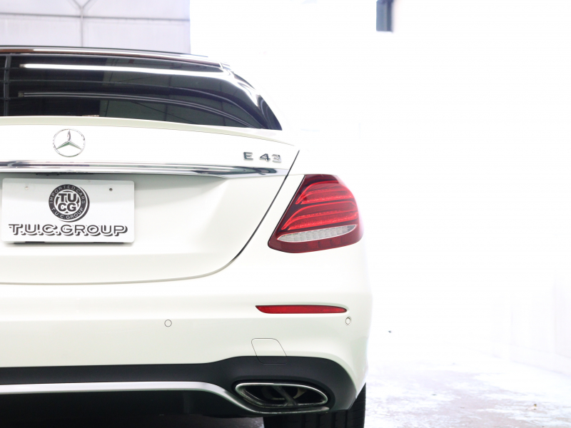 AMG Eクラス E43 4MATIC ｴｸｽｸﾙｰｼﾌﾞ&ﾚｰﾀﾞｰSP　黒革 ﾍﾞﾝﾁﾚｰﾀｰ ﾋｰﾀｰ ﾘﾗｸｾﾞｰｼｮﾝ機能 ﾀﾞｲﾅﾐｯｸｼｰﾄ ﾊﾟﾉﾗﾏSR 純正ﾅﾋﾞTV ﾌﾞﾙﾒｽﾀｰS 360ｶﾒﾗ HUD Carplay AMGｽﾎﾟｰﾂｻｽﾍﾟﾝｼｮﾝ AMGｴｸﾞｿﾞｰｽﾄ AMGｴｱﾛ&20ｲﾝﾁAW 2年保証