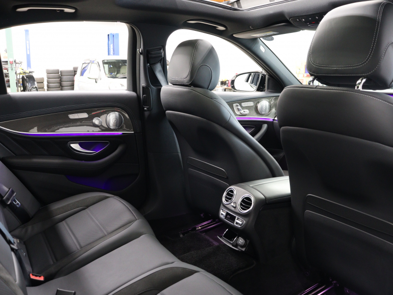 AMG Eクラス E43 4MATIC ｴｸｽｸﾙｰｼﾌﾞ&ﾚｰﾀﾞｰSP　黒革 ﾍﾞﾝﾁﾚｰﾀｰ ﾋｰﾀｰ ﾘﾗｸｾﾞｰｼｮﾝ機能 ﾀﾞｲﾅﾐｯｸｼｰﾄ ﾊﾟﾉﾗﾏSR 純正ﾅﾋﾞTV ﾌﾞﾙﾒｽﾀｰS 360ｶﾒﾗ HUD Carplay AMGｽﾎﾟｰﾂｻｽﾍﾟﾝｼｮﾝ AMGｴｸﾞｿﾞｰｽﾄ AMGｴｱﾛ&20ｲﾝﾁAW 2年保証